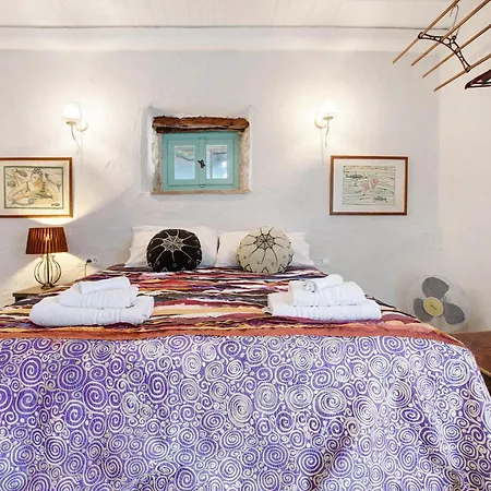 Vakantiehuis Sira Stonehouse Lll *