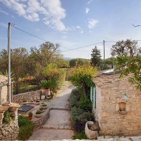 بيت للعطل Sira Stonehouse Lll