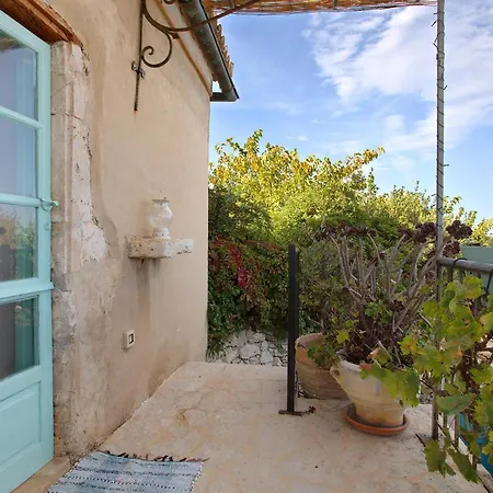 بيت للعطل Sira Stonehouse Lll